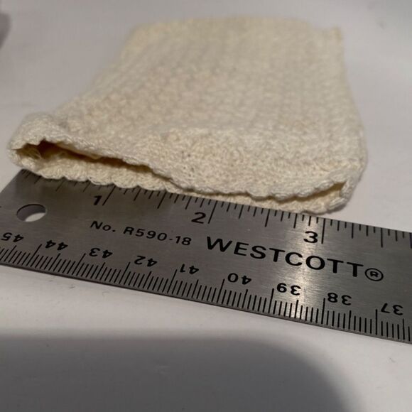 1367 Set of 3 Hand Crocheted Vintage White Cotton Lined Jewelry Bags - Picture 9 of 10